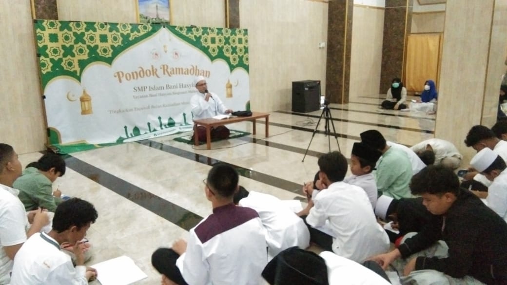 Ramadhan Kareem SMP Islam Bani Hasyim: Kembangkan Pemahaman dan Kedalaman Ibadah